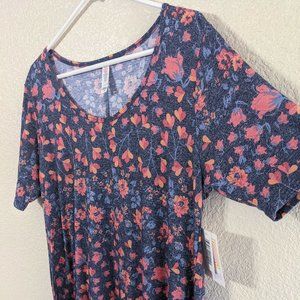 NWT Lularoe floral Perfect Tee